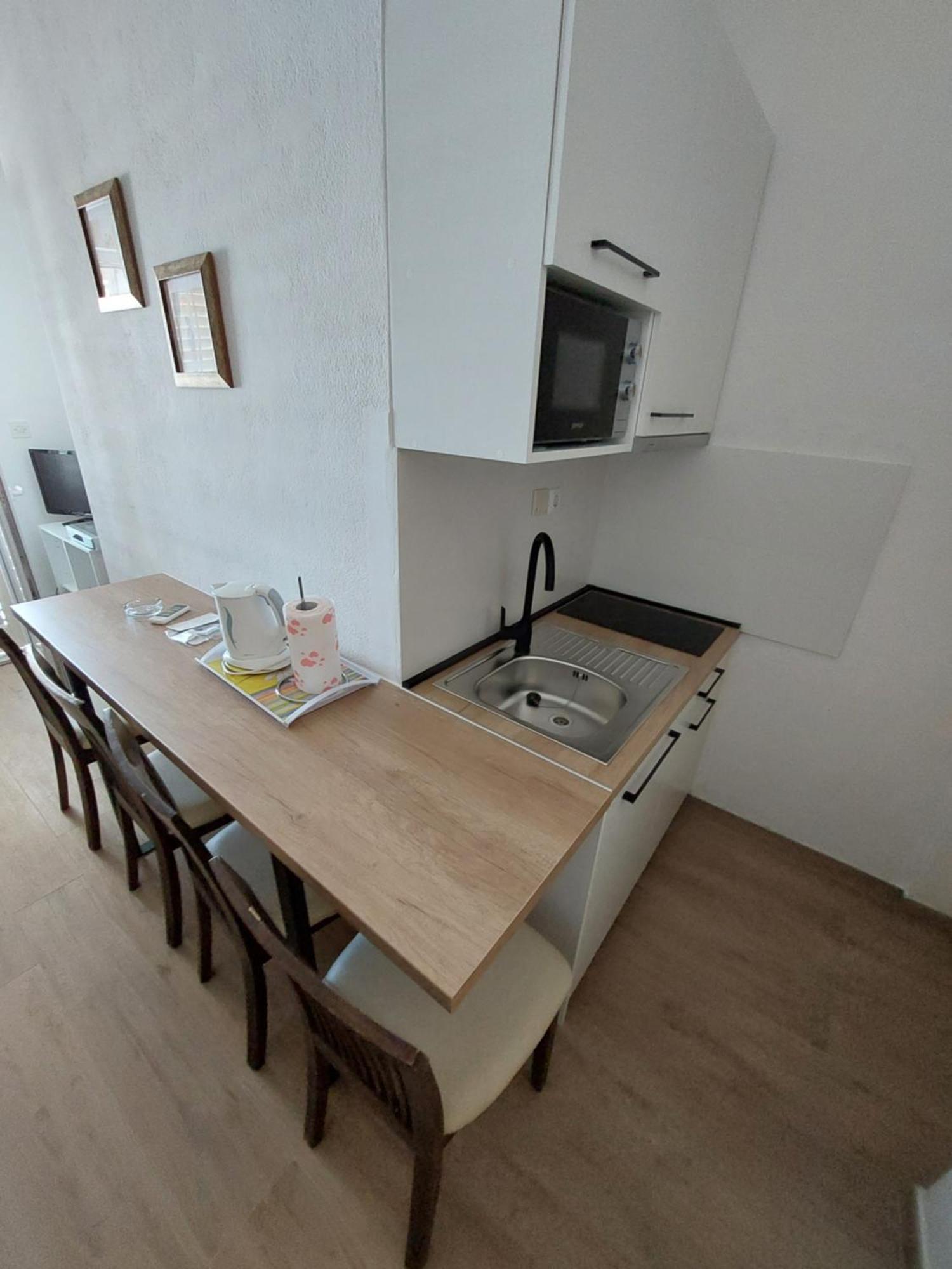 Villa Grozdic ماكارسكا الغرفة الصورة